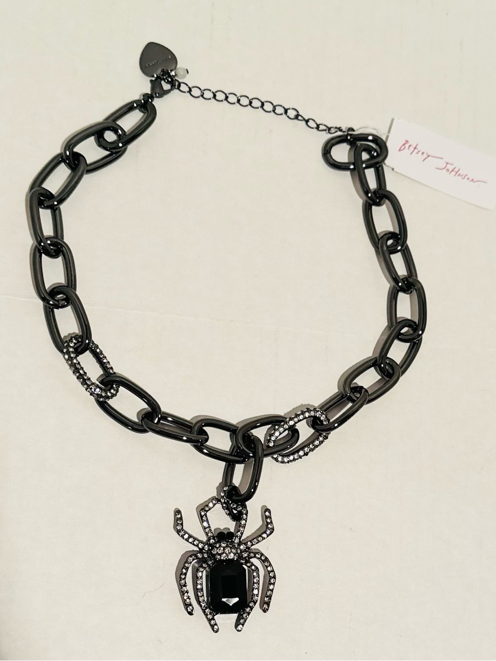 Betsey Johnson NWT Black Crystal Spider Chain Necklace - Picture 2 of 5